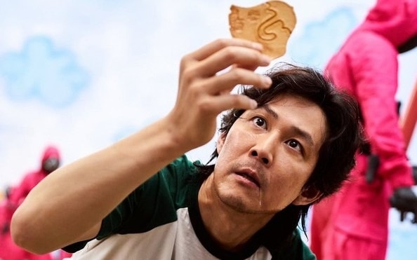 Nam chính 'Squid Game' gây chú ý