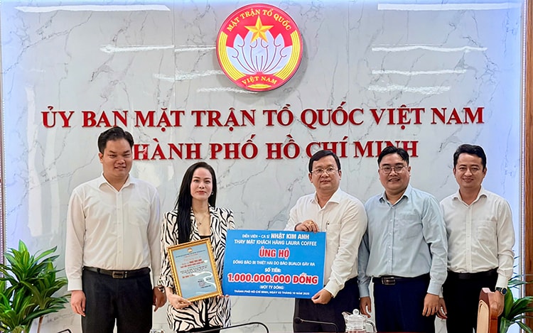 TP Hồ Chí Minh tiếp nhận hơn 42,4 tỷ đồng ủng hộ đồng bào vùng bão, lũ