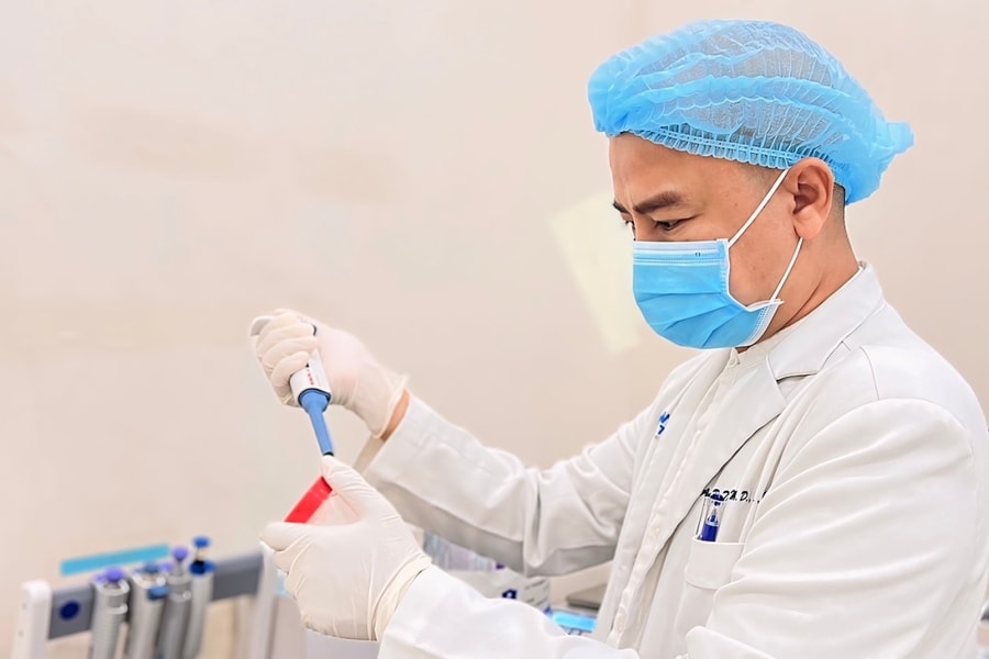 Ngồi yên xe nóng ảnh hưởng 'cậu nhỏ' thế nào?