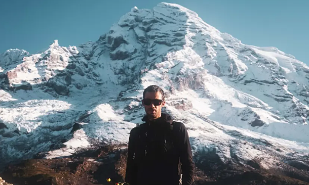 Chinh phục 72 đỉnh núi trên 4.000m trong 1 tháng