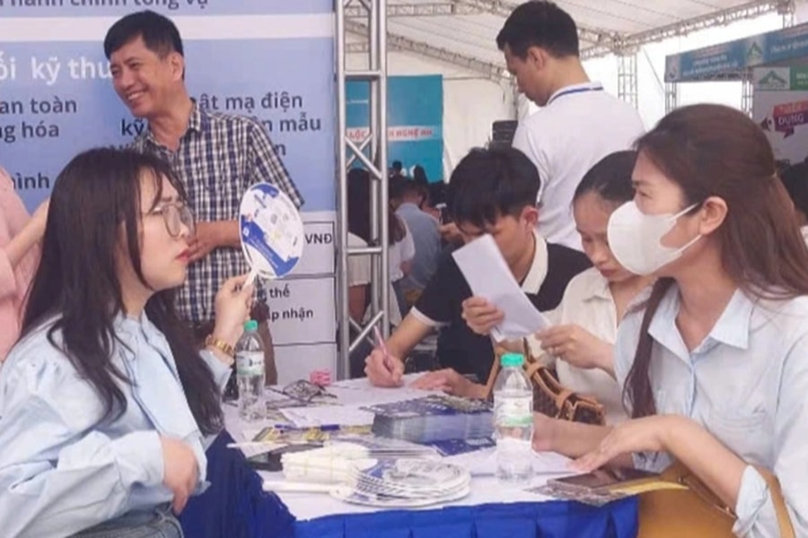Thêm 220.000 thanh niên không đi làm cũng không đi học và lý do bất ngờ