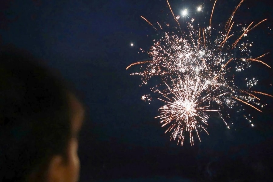 Cần Giờ rực sáng đêm pháo hoa Lễ hội Nghinh Ông 2025