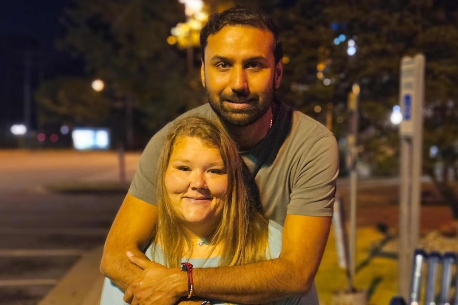 Người đàn ông Ấn Độ bị tước visa Mỹ vì chai nước hoa