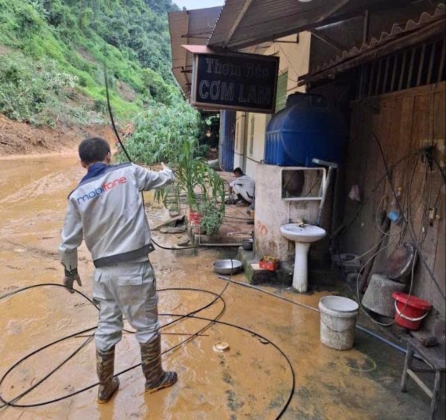 Đảm bảo thông tin thông suốt vùng lũ phục vụ chính quyền và người dân