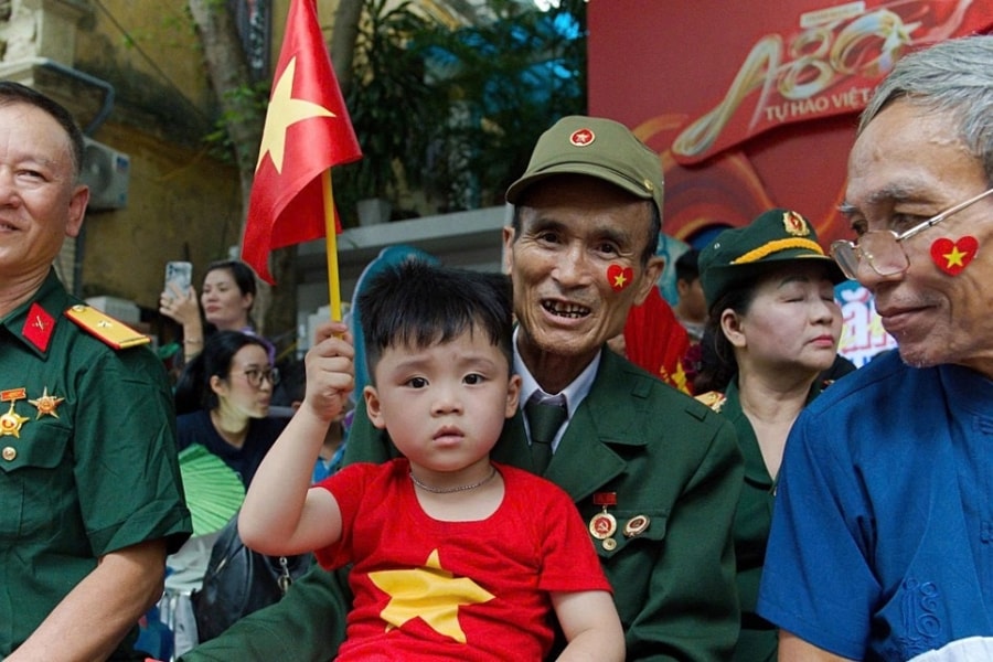 Bộ Chính trị định hướng chính sách BHXH, BHYT phù hợp với cựu chiến binh