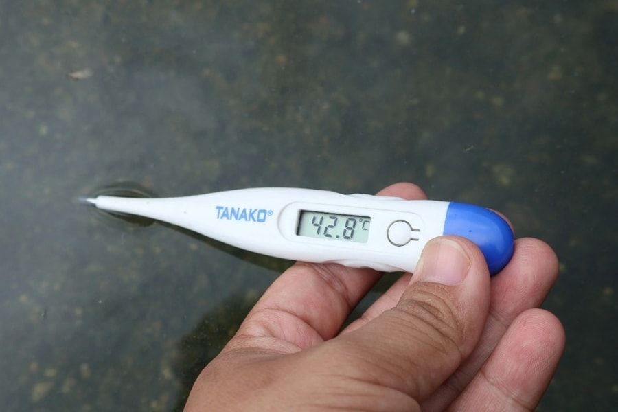 Bể nước tự sôi, bốc khói ngày đêm ở Đà Nẵng