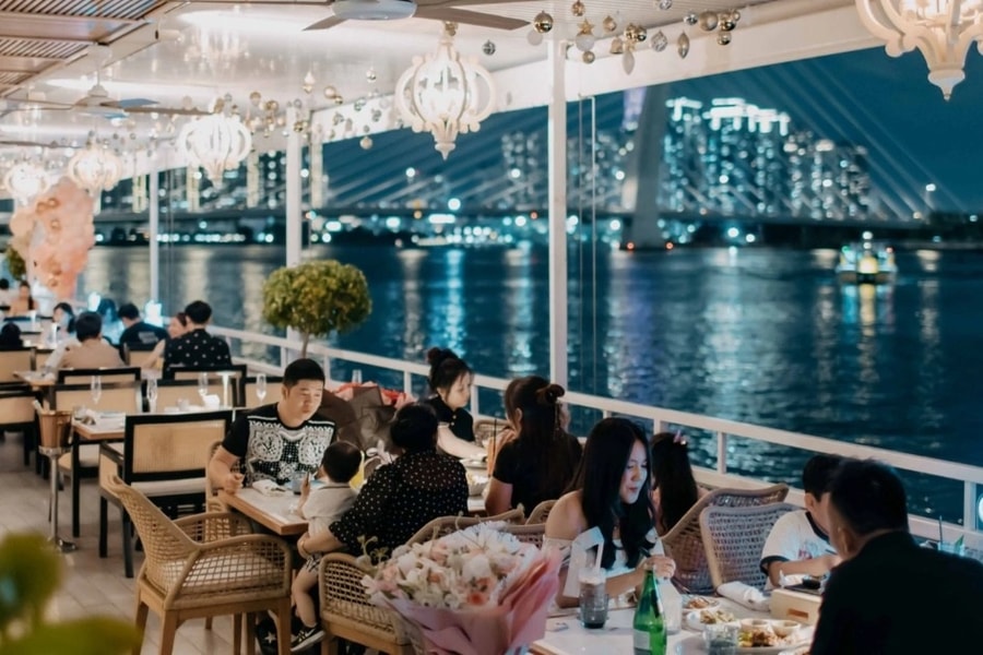 Top 5 nhà hàng ven sông Sài Gòn hút khách nhờ cảnh đẹp, món ngon