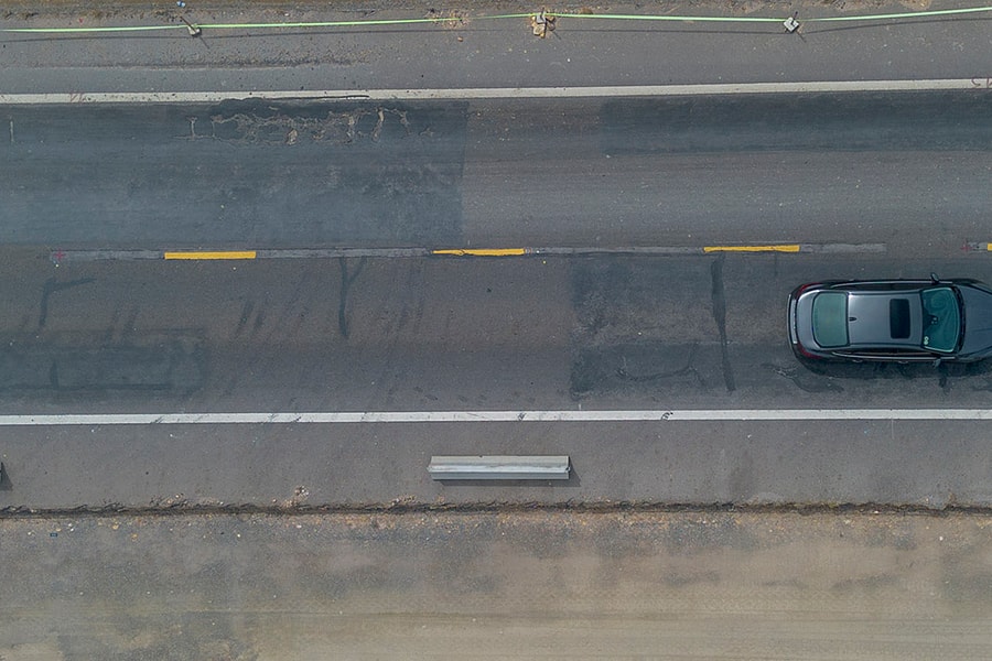 Mặt đường cao tốc La Sơn - Hòa Liên chi chít vết vá