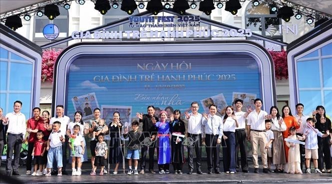 Lan tỏa giá trị tốt đẹp qua ngày hội 'Gia đình trẻ hạnh phúc'