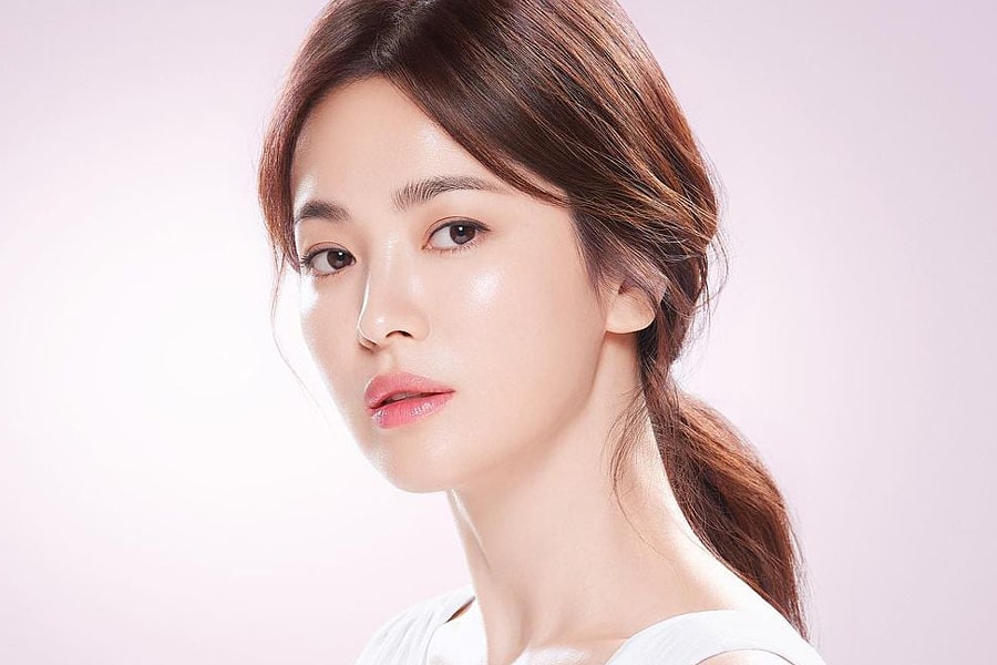 Bí quyết có làn da trong veo của Song Hye-kyo