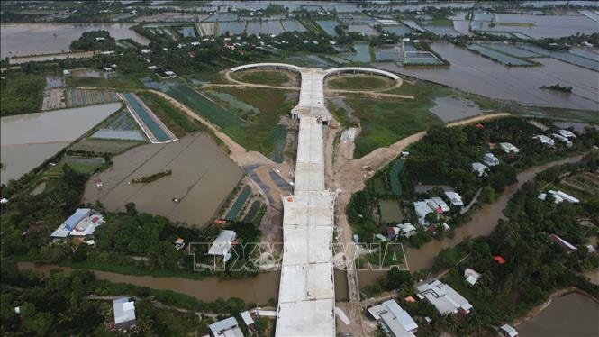 Hoàn thành bàn giao mặt bằng cao tốc Cao Lãnh - An Hữu thành phần 2