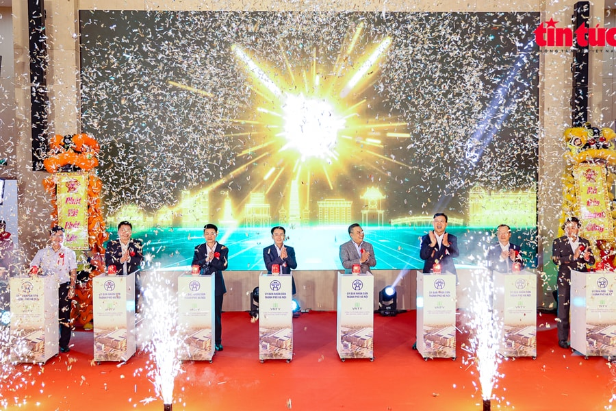 Chủ tịch Hà Nội dự lễ khánh thành Nhà máy điện rác lớn nhất Việt Nam