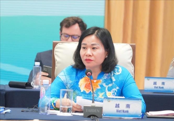 Việt Nam dự Hội nghị Lãnh đạo Toàn cầu về Phụ nữ tại Bắc Kinh (Trung Quốc)
