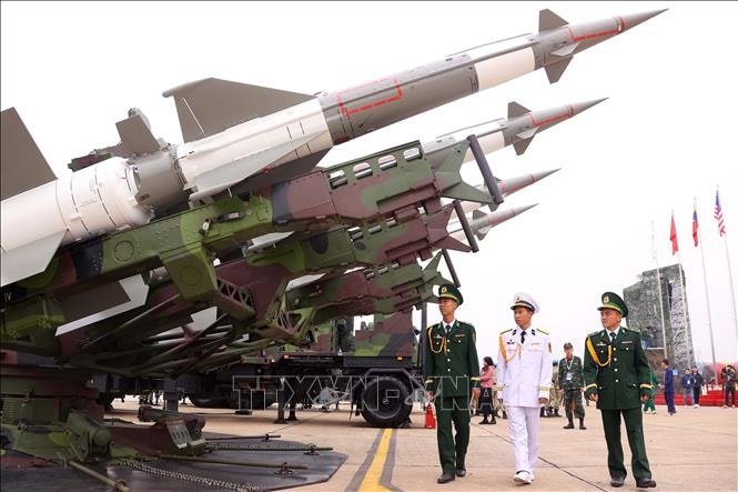 Khẩn trương hoàn thiện dự án luật sửa đổi về công nghiệp quốc phòng, an ninh và động viên công nghiệp