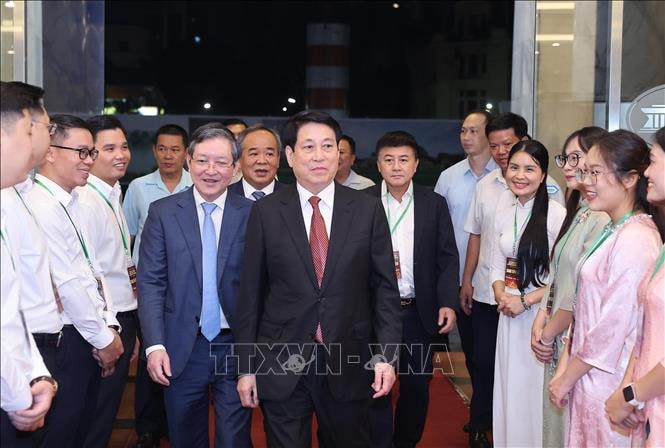 Chủ tịch nước dự Lễ trao danh hiệu Nông dân Việt Nam xuất sắc năm 2025