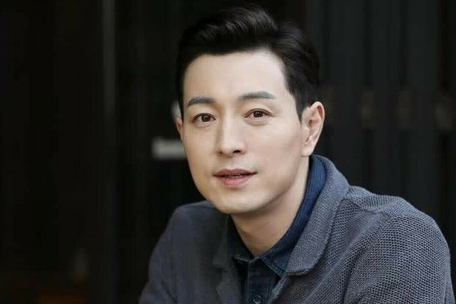 Tài tử 'The Glory' ly hôn