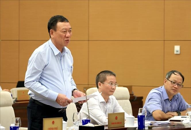 Thể chế hóa kịp thời chủ trương, chính sách của Đảng về phòng, chống tham nhũng