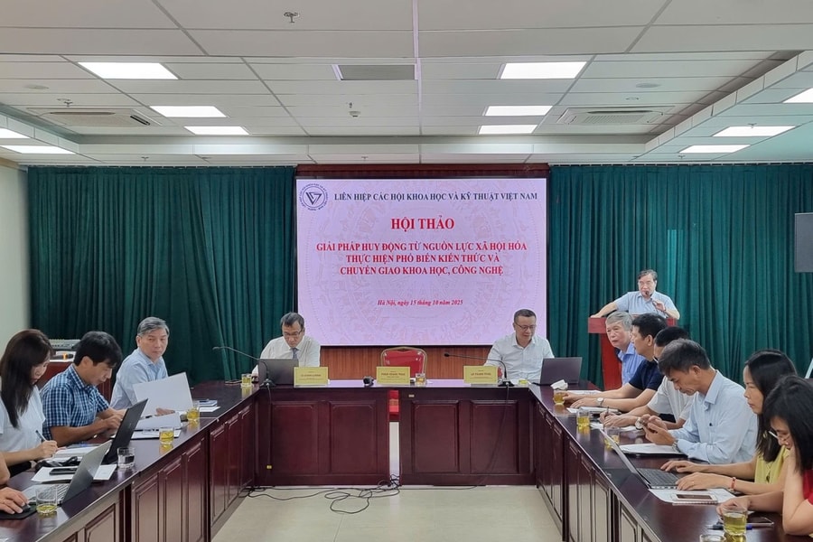 Huy động nguồn lực từ xã hội hoá phổ biến kiến thức và chuyển giao khoa học, công nghệ