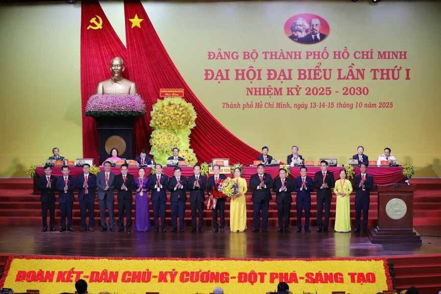 Đại hội Đảng bộ TP Hồ Chí Minh lần thứ I thành công tốt đẹp, mở ra giai đoạn phát triển mới