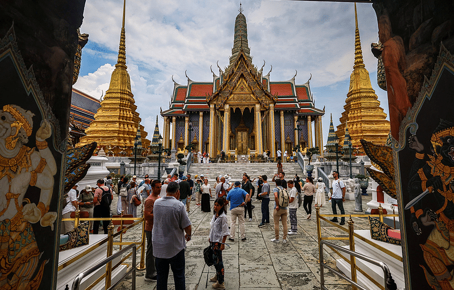 Trung Quốc cảnh báo du lịch giá rẻ, ép khách mua hàng ở Thái Lan