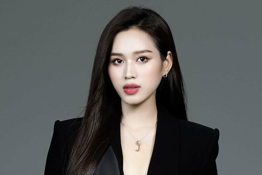 Hoa hậu Đỗ Thị Hà sau 5 năm vào showbiz