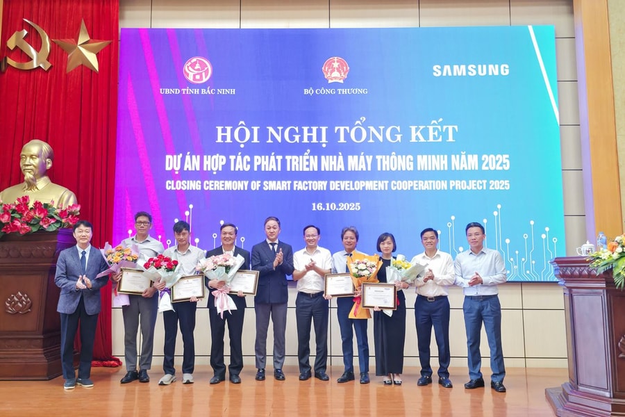 Samsung Việt Nam tổng kết Dự án Hỗ trợ phát triển Nhà máy thông minh năm 2025 tại khu vực phía Bắc