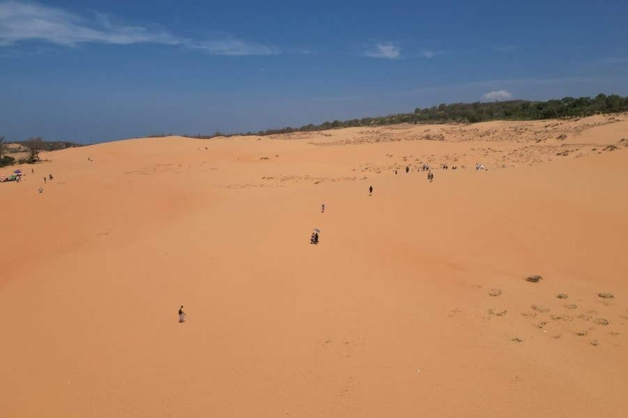 Thắng cảnh Đồi Cát Bay ở Mũi Né bị lấn chiếm