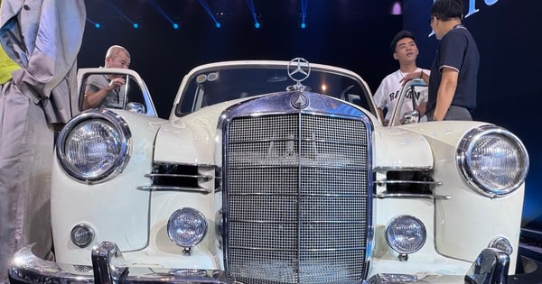 Dàn xe cổ hội tụ, nhiều người mê đắm