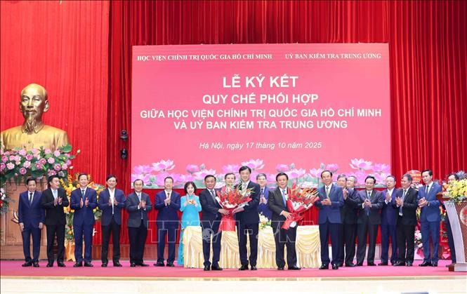 Thường trực Ban Bí thư Trần Cẩm Tú: Trung tâm đào tạo công tác kiểm tra của Đảng hướng tới chuẩn mực, gắn lý luận với thực tiễn