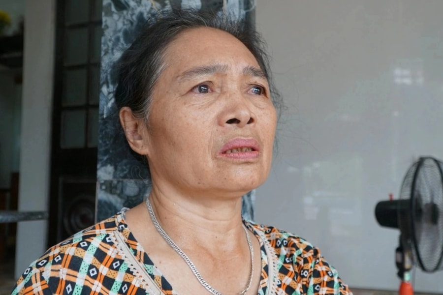 Người mẹ đau buồn kể về thời khắc trắng đêm tìm con mất tích trong mưa lũ