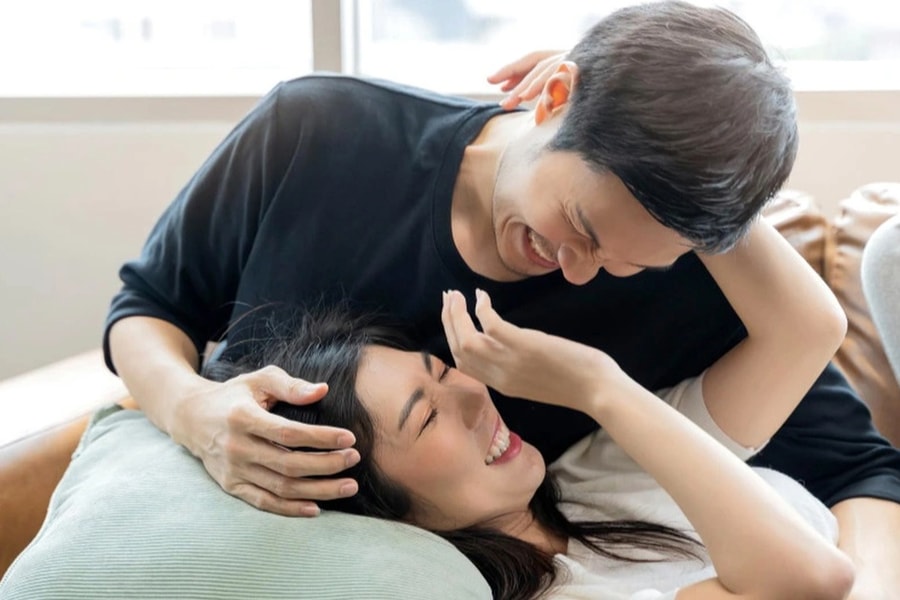 Yêu anh hơn 15 tuổi, tôi bật cười vì tin nhắn "dễ thương như Gen Z"