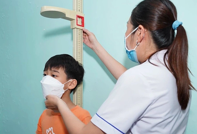 Vitamin K2 tác động lên chiều cao thế nào