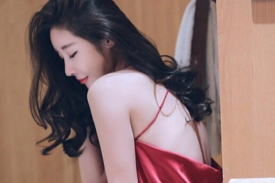 Con dâu ở nhà không mặc nội y, tôi "đỏ mặt" không dám lại gần