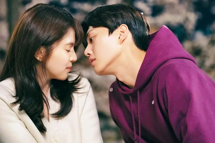 Vì sao Gen Z cứ thích đâm đầu vào những mối quan hệ "mập mờ"?