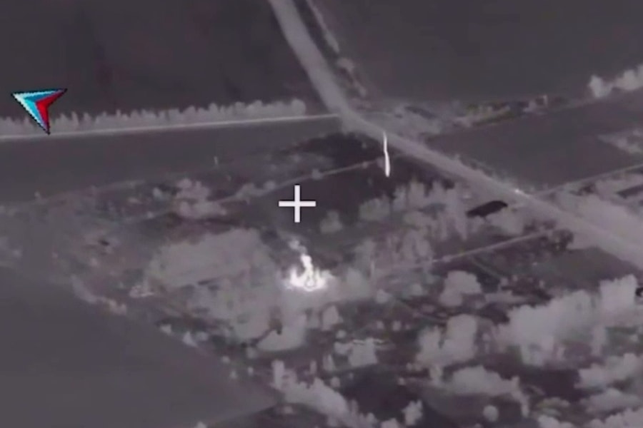 Khoảnh khắc tên lửa Iskander tập kích 'điểm chuẩn bị UAV tầm xa Ukraine'