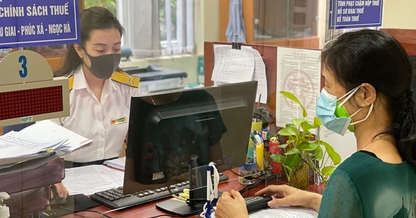 Đề xuất thưởng 10% thuế vượt thu cho cán bộ thuế: Coi chừng xung đột lợi ích và nhũng nhiễu