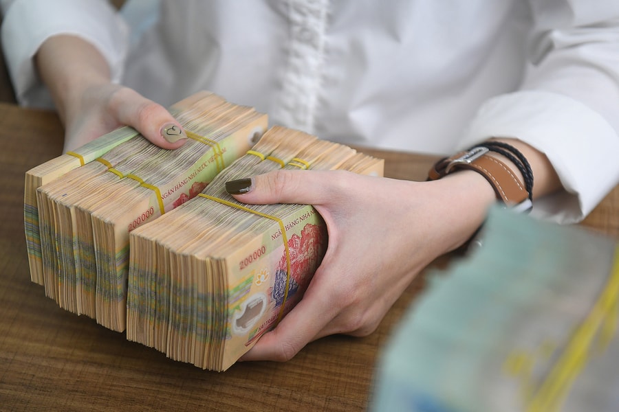 Thu ngân sách đến hết 16/10 vượt dự toán cả năm