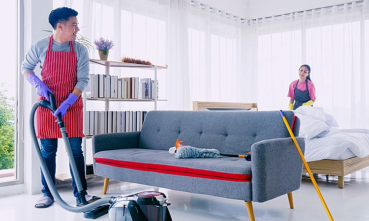 Những người đàn ông chăm lo cho vợ