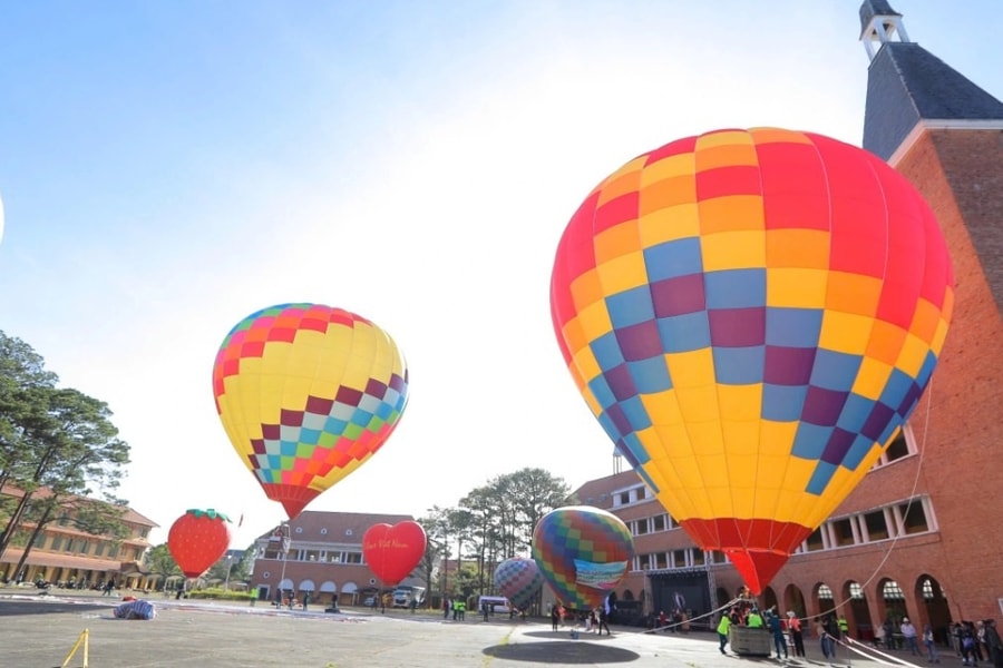 Lễ hội Khinh khí cầu ở Quảng trường Lâm Viên Đà Lạt