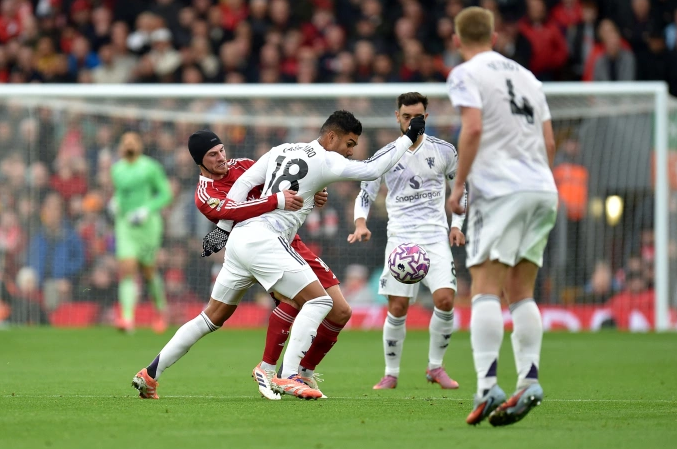 Thắng Liverpool 2-1, fan 'quỷ đỏ' Man Utd được chữa lành