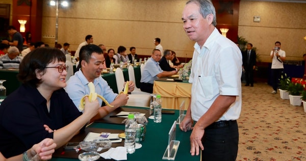 Sau heo, chuối, sầu riêng... bầu Đức tiết lộ đang nuôi cá tầm