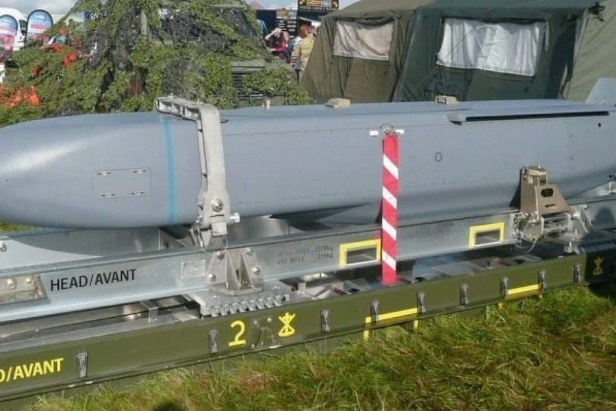 Ukraine tập kích nhà máy hóa chất quan trọng của Nga bằng tên lửa StormStorm