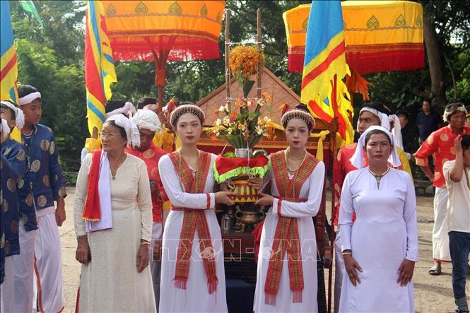 Nhiều hoạt động văn hóa quảng bá di sản văn hóa Chăm thu hút du khách