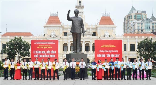 'Dân vận khéo' - sức mạnh gắn kết xây dựng Thành phố văn minh