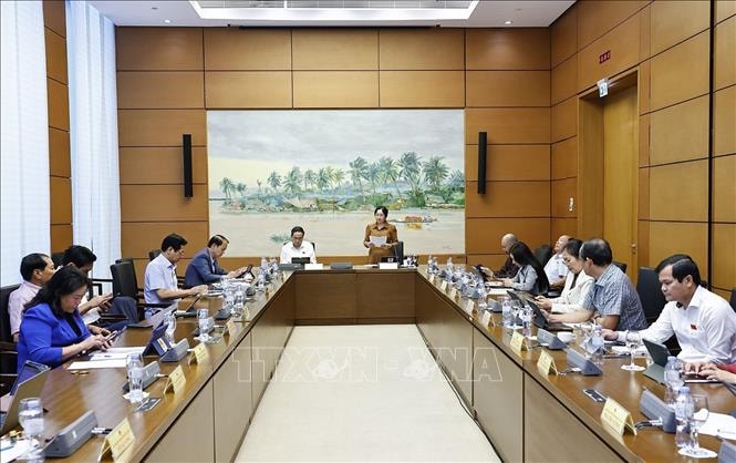 Quy định rõ chính sách hỗ trợ duy trì mức sinh