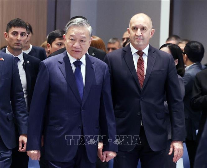 Tổng Bí thư Tô Lâm và Tổng thống Rumen Radev dự Diễn đàn Doanh nghiệp Việt Nam- Bulgaria