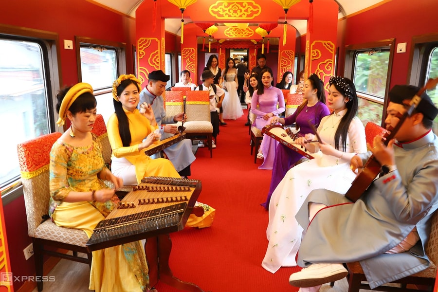 Tạm dừng chạy tàu di sản Huế - Đà Nẵng hai ngày