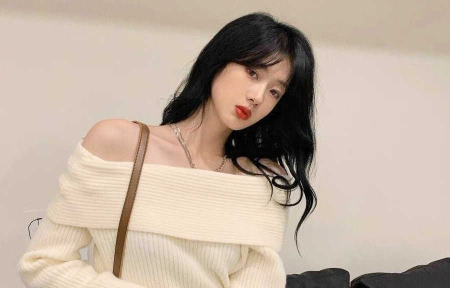 Những kiểu áo mùa thu giúp bạn trông trẻ hơn