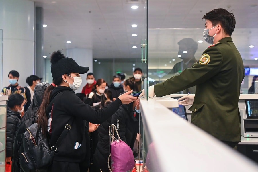 Cục Xuất nhập cảnh áp dụng kiểm soát an ninh cấp độ 1 tại 3 sân bay