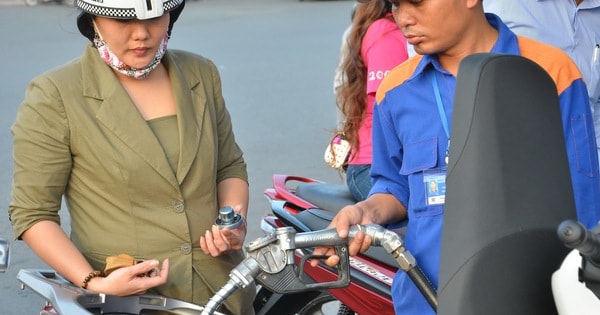 Giá xăng dầu đồng loạt giảm, dầu diesel rẻ hơn 538 đồng/lít